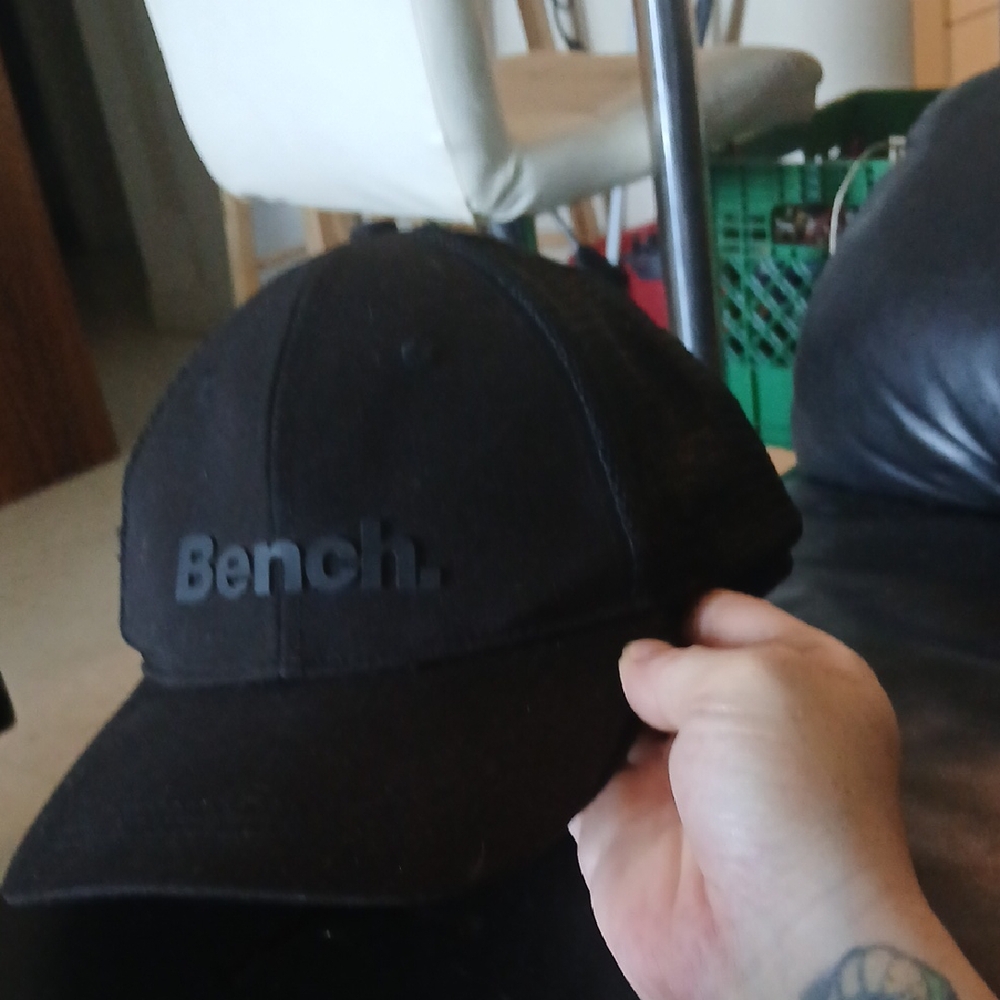 Bench Classic Black Baseball Cap